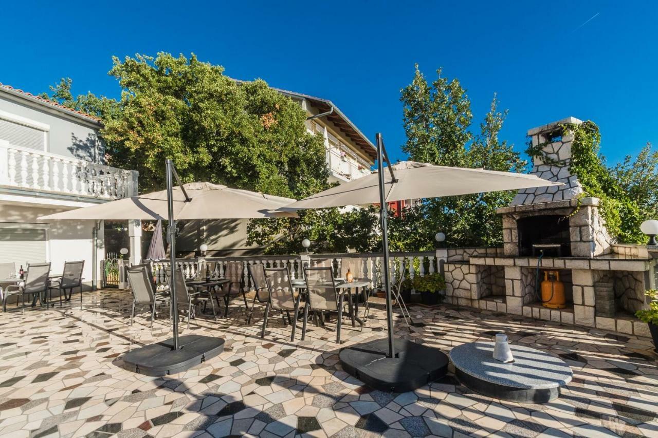 Villa Mara Crikvenica Exterior foto